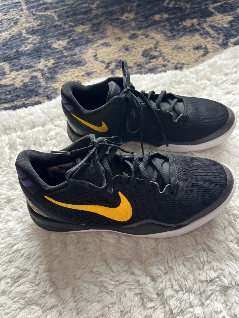 Nike Kobe 8 Big Kids' Basketball Shoes (FN0266-002) Unisex Size 4.5Y